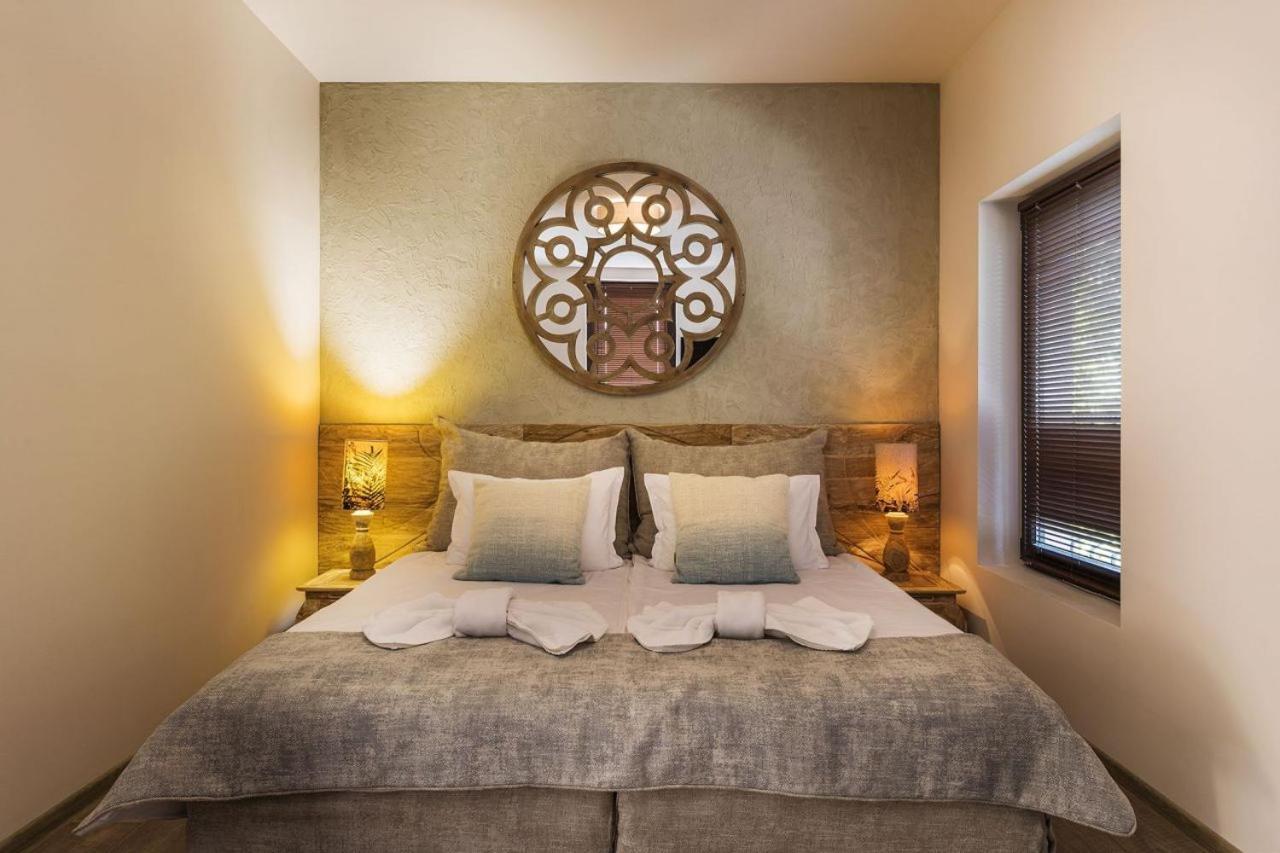 Boutique Hotel Horizont Varna Esterno foto