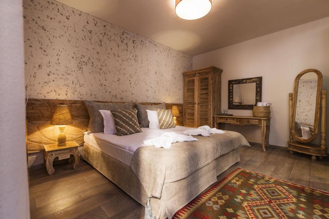 Boutique Hotel Horizont Varna Esterno foto